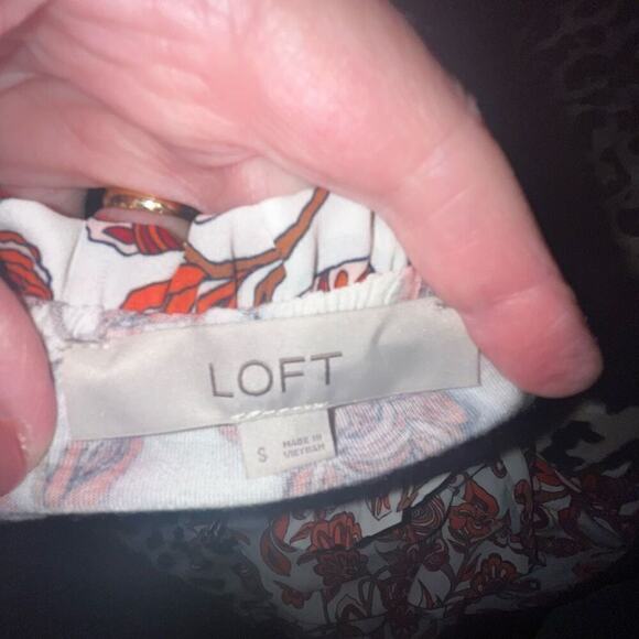 Loft floral burnt‎ orange blouse small - Picture 4 of 5